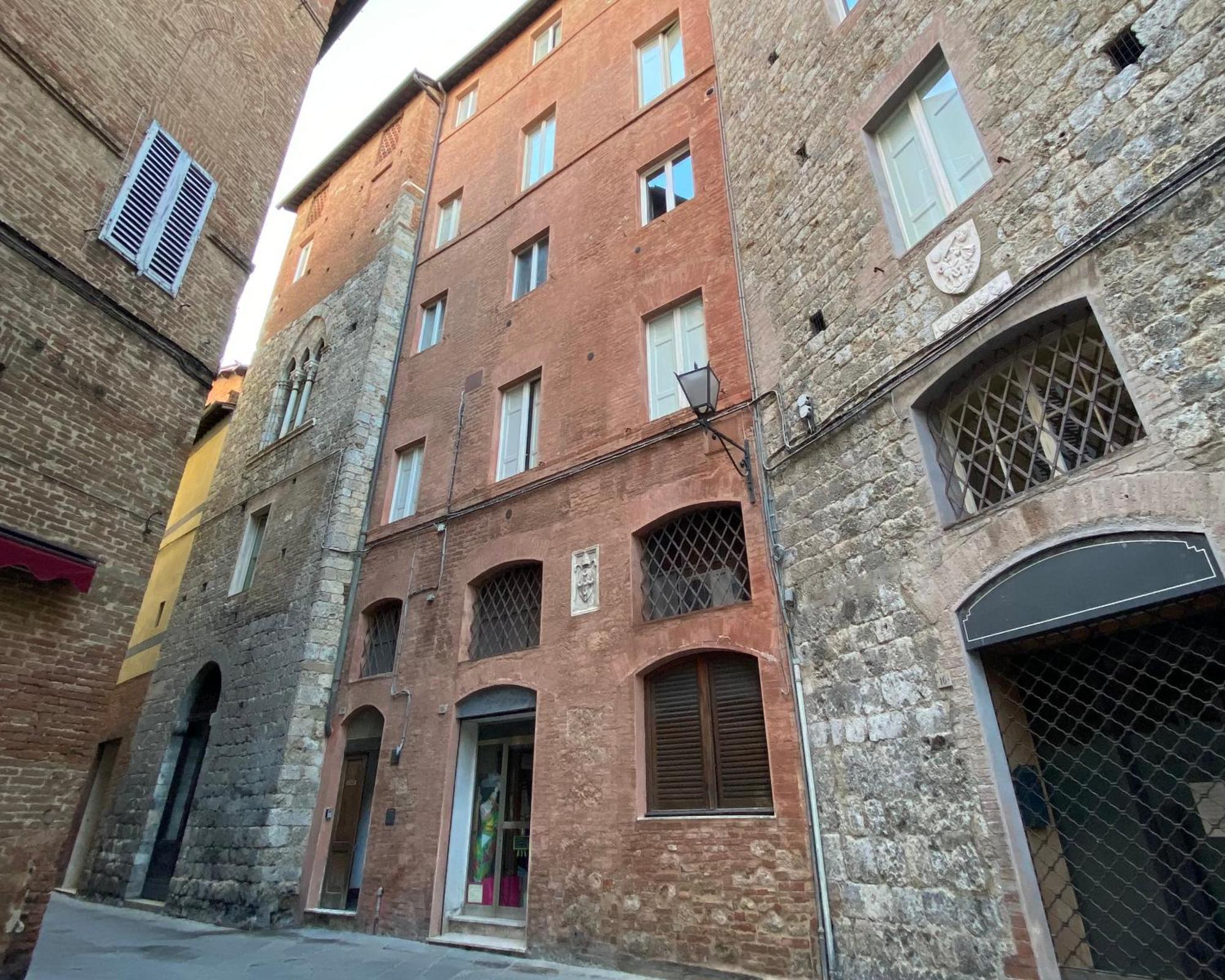 Amirooms Affittacamere Siena Exterior foto